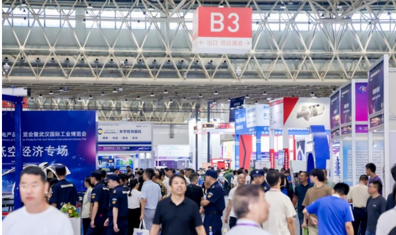 工业机器人“全家桶”来了：从搬运到打磨，2025武汉自动化展到底有多卷？